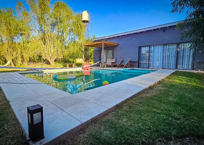 Hermosa Casa Con Piscina