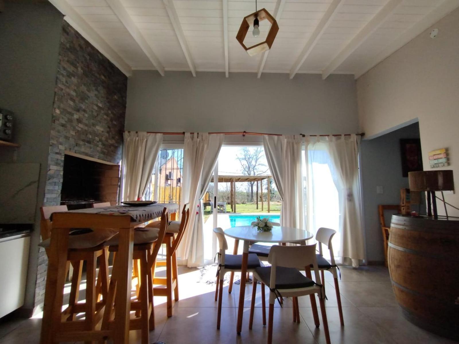 Holiday home Hermosa Casa Con Piscina Carlos Keen